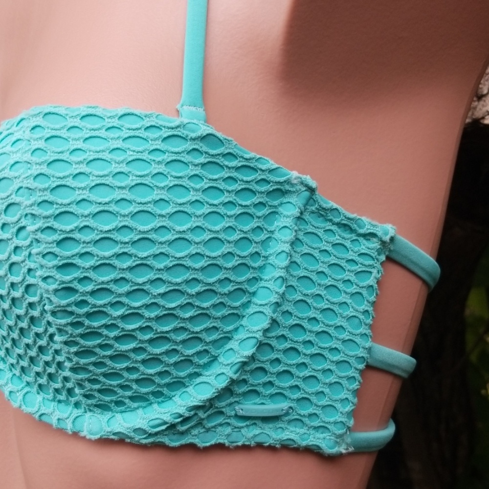 NWT VOLCOM BIKINI TOP - Picture 3 of 7